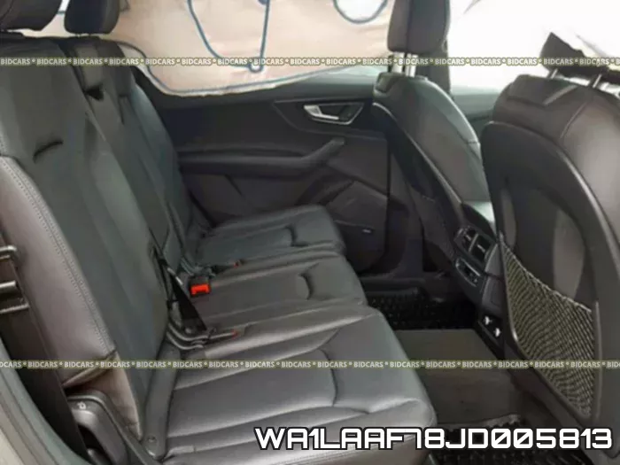 WA1LAAF78JD005813 фото 7