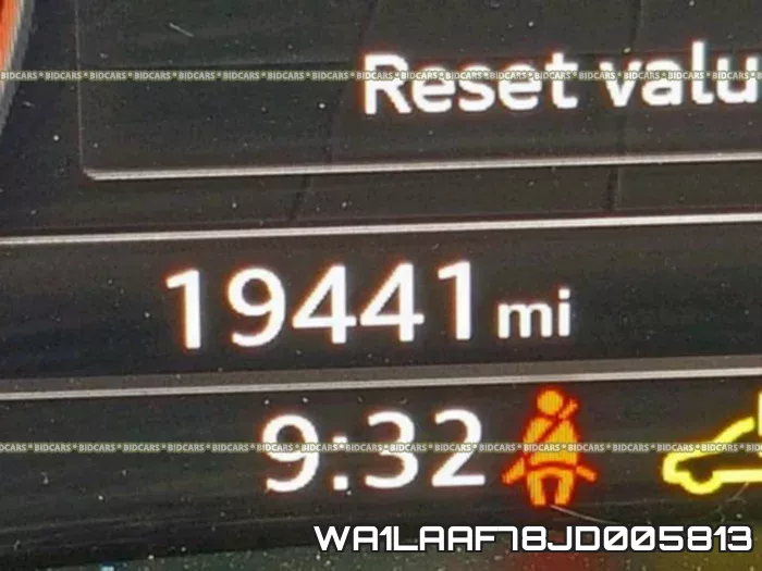 WA1LAAF78JD005813 фото 9
