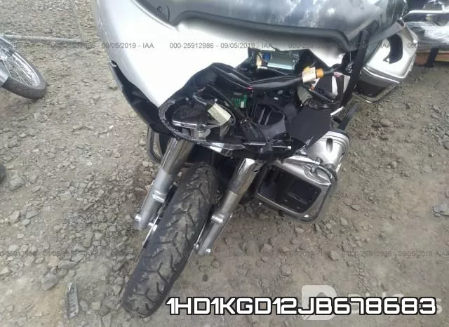 1HD1KGD12JB678683 фото 6