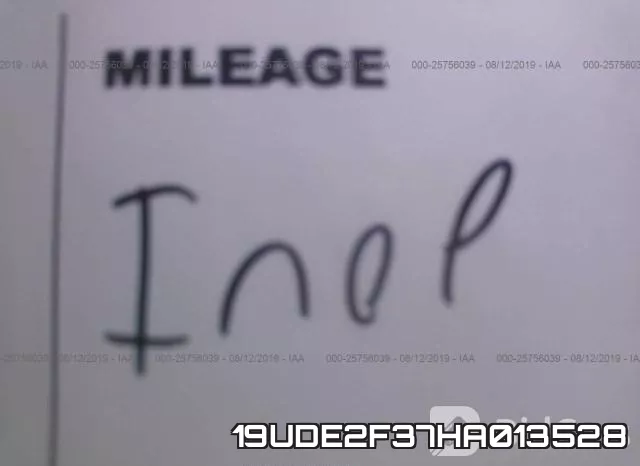 19UDE2F37HA013528 фото 7