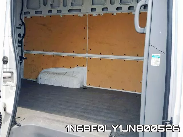 1N6BF0LY1JN800526 фото 7