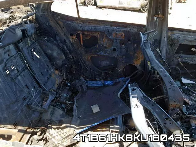 4T1B61HK8KU180435 фото 7