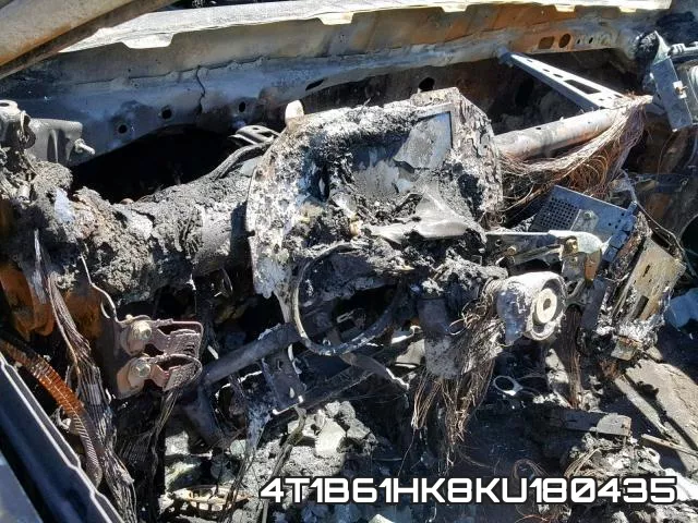 4T1B61HK8KU180435 фото 9