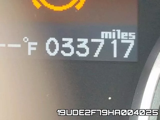 19UDE2F79HA004025 фото 9