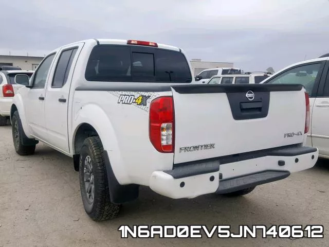 1N6AD0EV5JN740612 фото 4