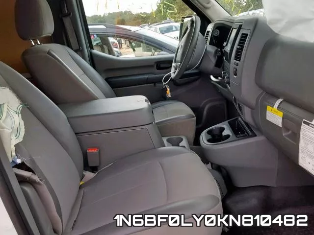 1N6BF0LY0KN810482 фото 6