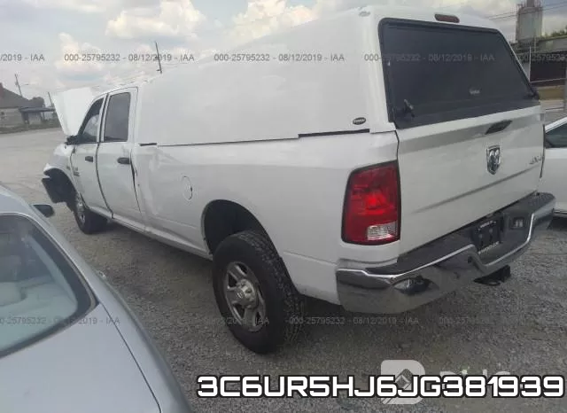 3C6UR5HJ6JG381939 фото 4