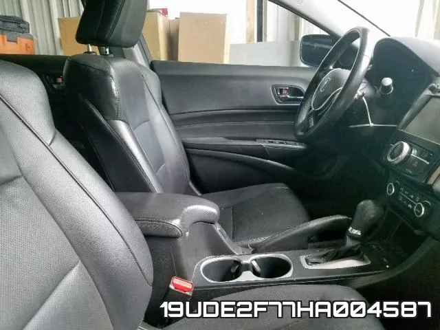 19UDE2F77HA004587 фото 6