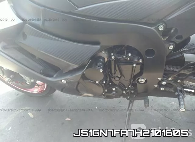 JS1GN7FA7H2101605 фото 10