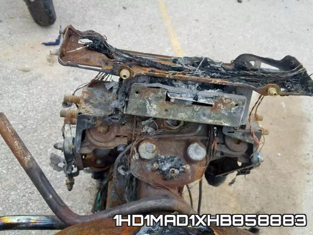 1HD1MAD1XHB858883 фото 9