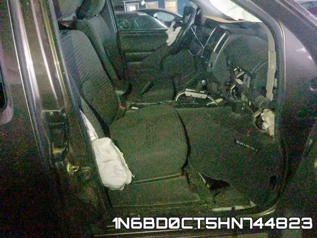 1N6BD0CT5HN744823 фото 6