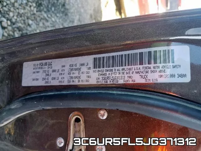3C6UR5FL5JG371312 фото 2