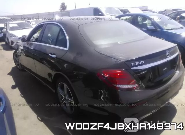 WDDZF4JBXHA148374 фото 4