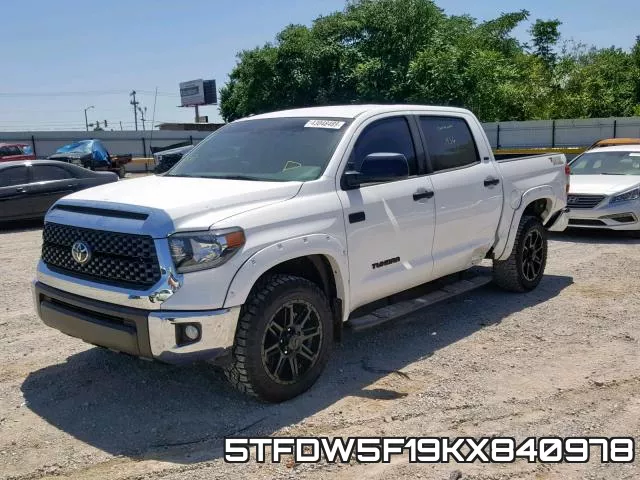 5TFDW5F19KX840978 фото 3
