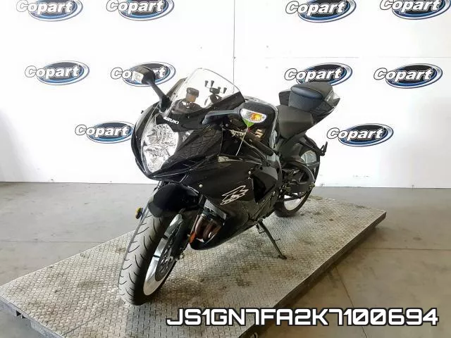 JS1GN7FA2K7100694 фото 3