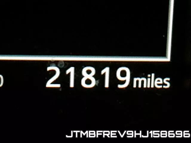 JTMBFREV9HJ158696 фото 8