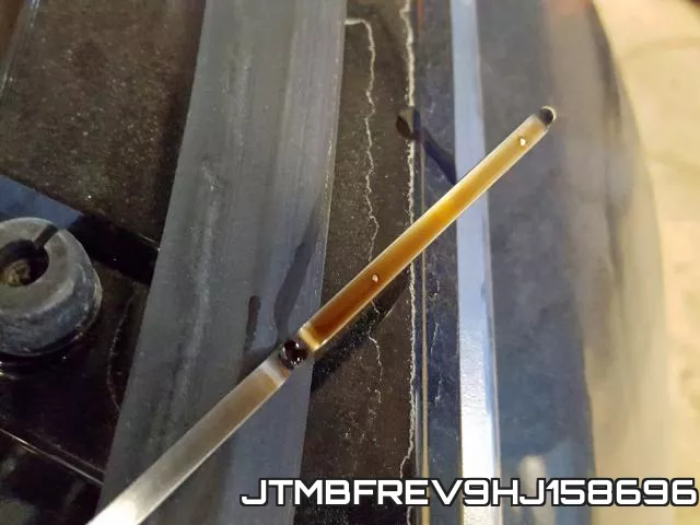 JTMBFREV9HJ158696 фото 9