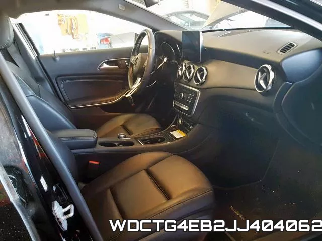 WDCTG4EB2JJ404062 фото 6