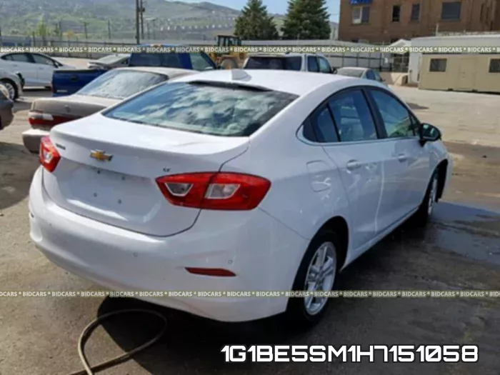 1G1BE5SM1H7151058 фото 5