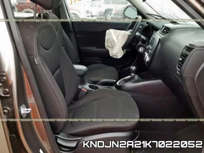 KNDJN2A21K7022052 фото 6