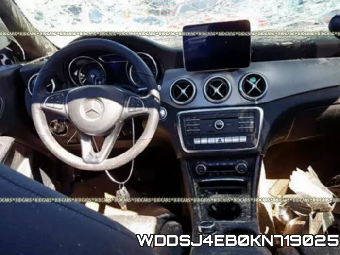 WDDSJ4EB0KN719025 фото 10