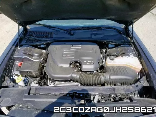 2C3CDZAG0JH258621 фото 8