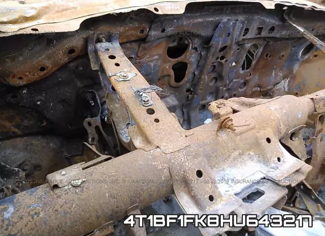 4T1BF1FK8HU643217 фото 8