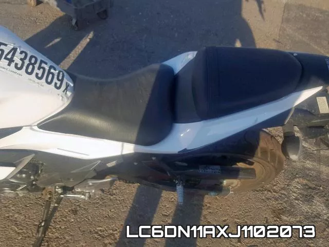 LC6DN11AXJ1102073 фото 7