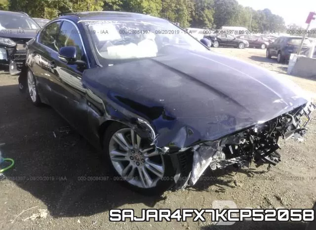 SAJAR4FX7KCP52058 фото 7