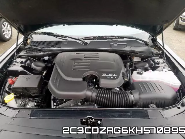 2C3CDZAG6KH570895 фото 8