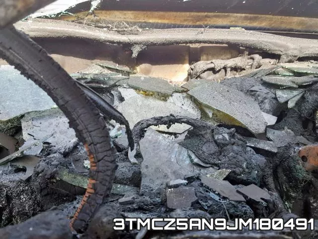 3TMCZ5AN9JM180491 фото 9