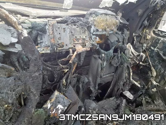 3TMCZ5AN9JM180491 фото 10