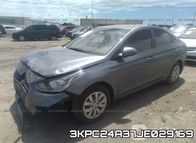 3KPC24A37JE029169 фото 3