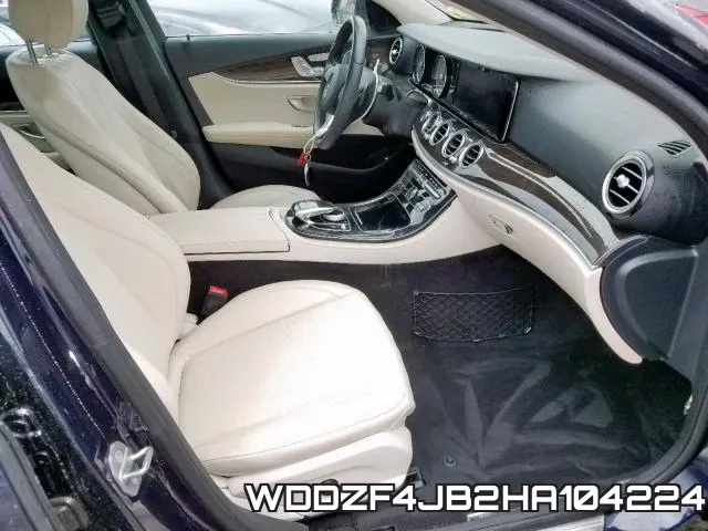 WDDZF4JB2HA104224 фото 6
