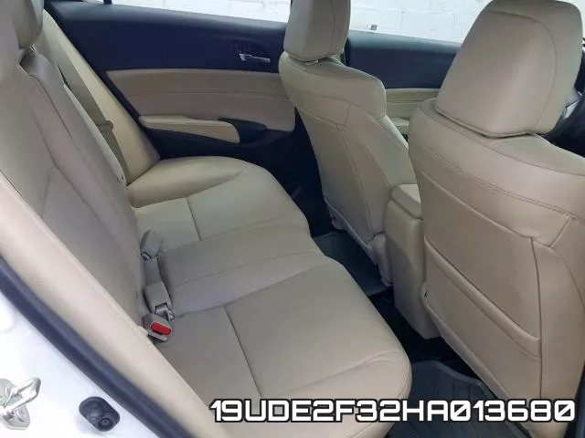 19UDE2F32HA013680 фото 7