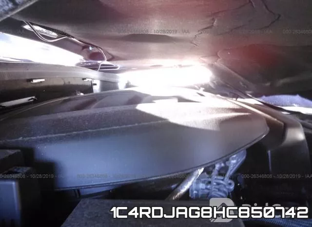 1C4RDJAG8HC850742 фото 2
