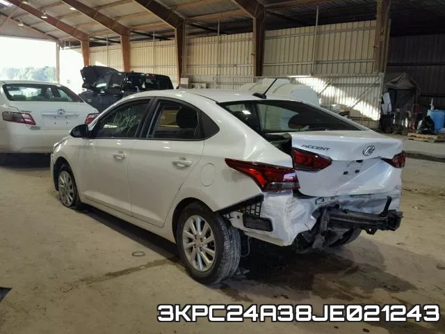 3KPC24A38JE021243 фото 4
