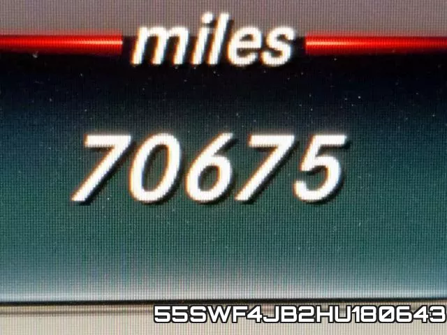 55SWF4JB2HU180643 фото 9