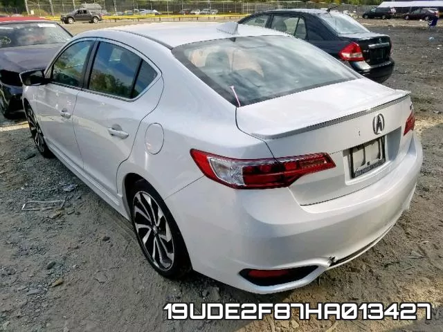 19UDE2F87HA013427 фото 4