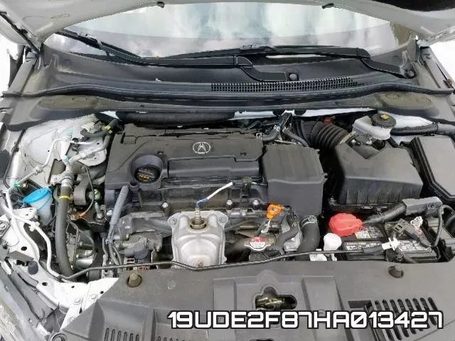 19UDE2F87HA013427 фото 8