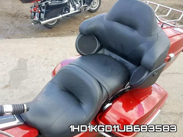 1HD1KGD11JB683583 фото 7