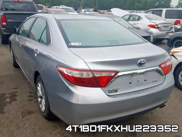 4T1BD1FKXHU223352 фото 4