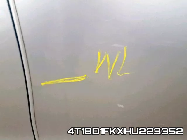 4T1BD1FKXHU223352 фото 10