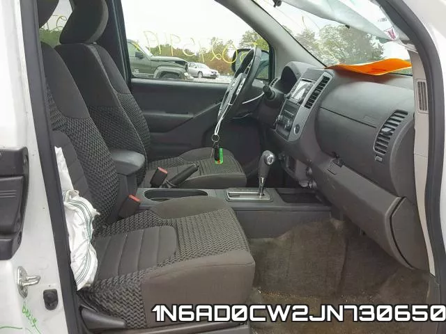 1N6AD0CW2JN730650 фото 6