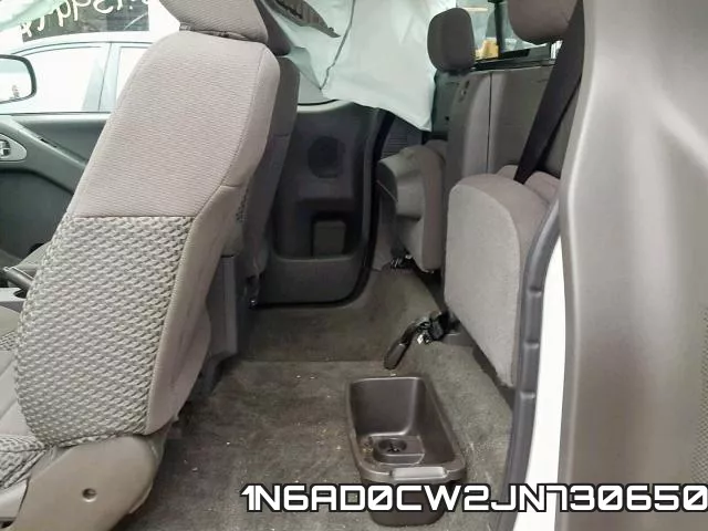 1N6AD0CW2JN730650 фото 7