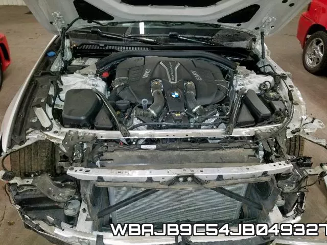 WBAJB9C54JB049327 фото 7