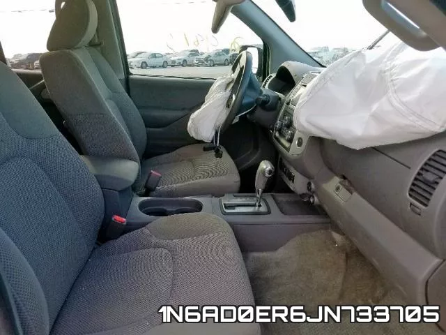 1N6AD0ER6JN733705 фото 5