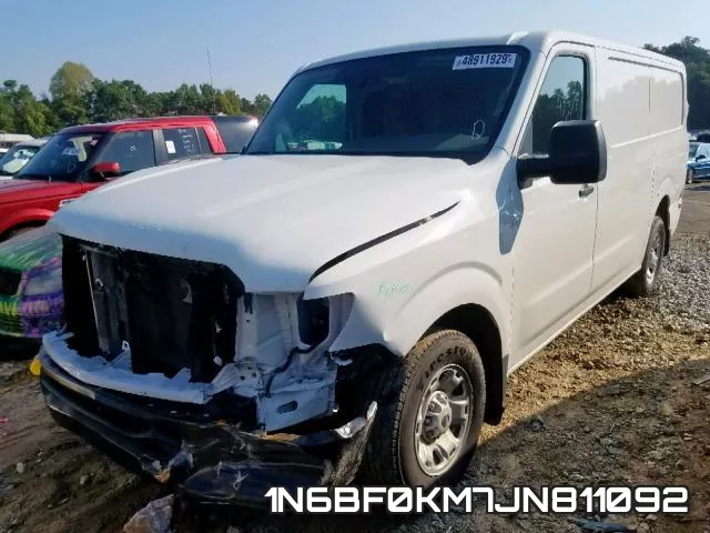 1N6BF0KM7JN811092 фото 3