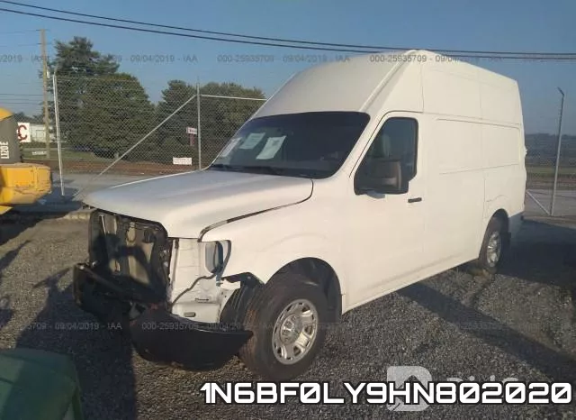 1N6BF0LY9HN802020 фото 3