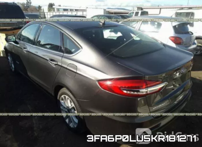 3FA6P0LU5KR181271 фото 4